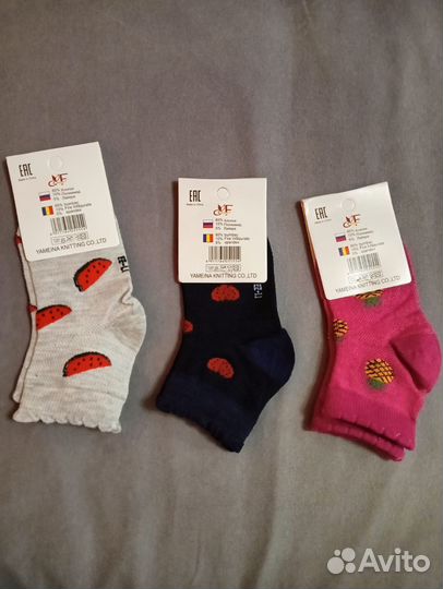 Носки детские с ягодками, новые, размер 16-21