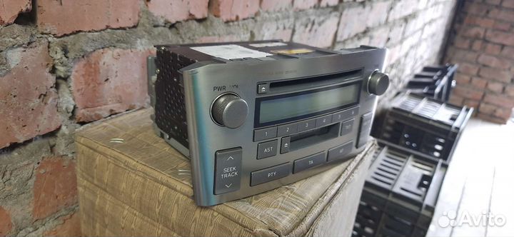Магнитола тойота авенсис 2004 г