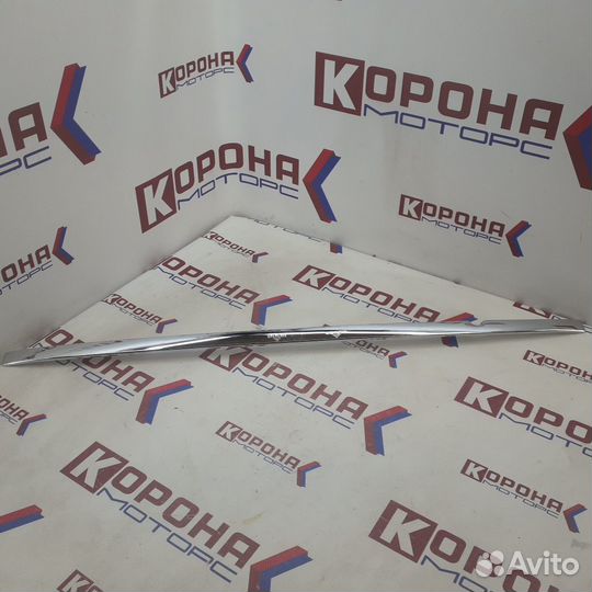 Накладка крышки багажника KIA sportage