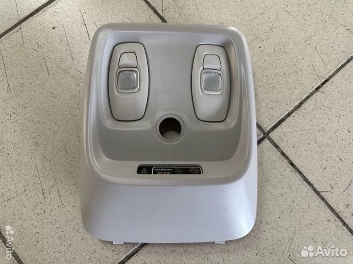 Плафон салона Рено Клио 4 Renault Clio 4