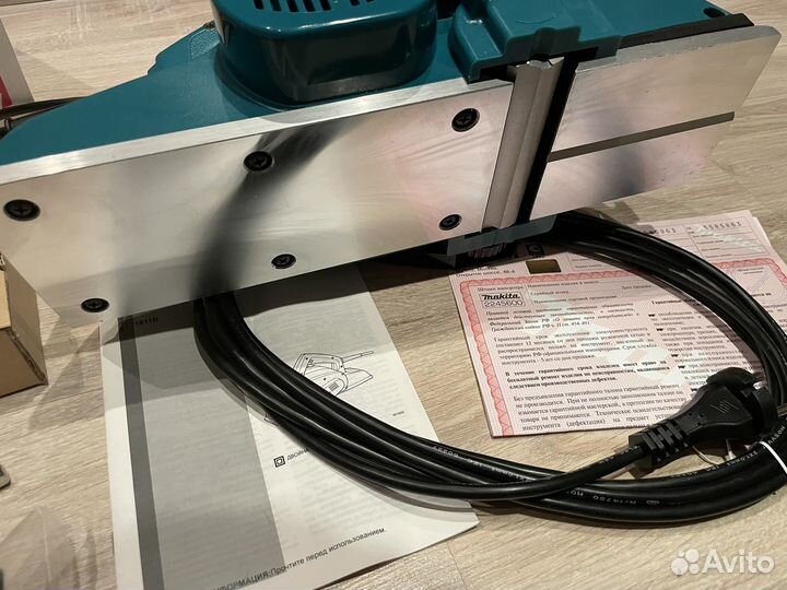 Рубанок Makita 1911b новый