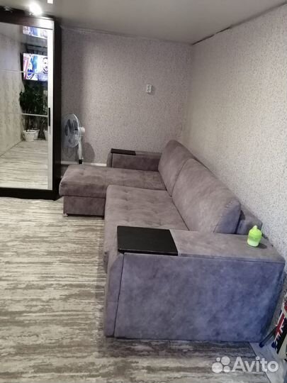 Угловой диван бу