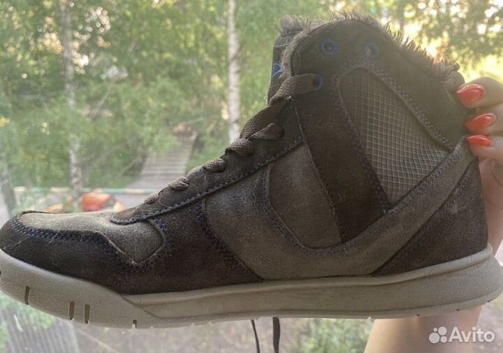 Замшевые зимние кроссовки demix б/у, размер 40