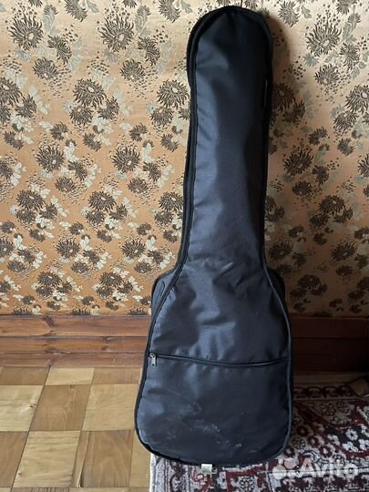 Классическая гитара шестиструнная