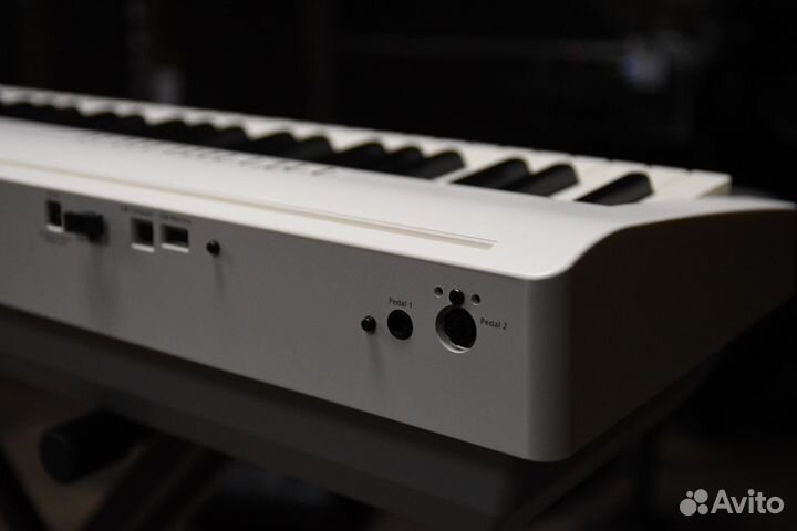 Цифровое Пианино Roland + Аксессуары