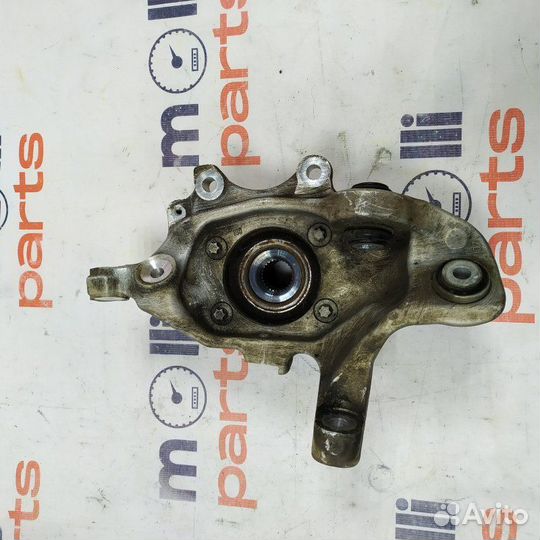 Кулак поворотный задний правый Mercedes-Benz