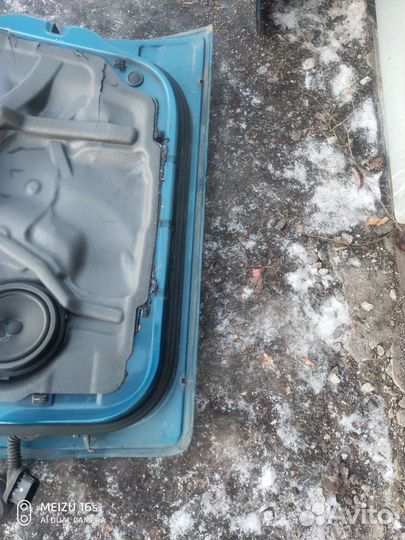 Ford s max. Дверь