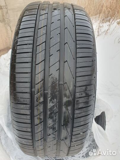 Hankook Ventus S1 Evo2 SUV K117A 255/50 R20