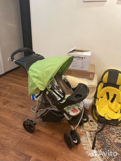 Прогулочная коляска graco