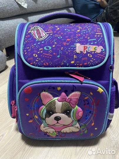 Школьный рюкзак