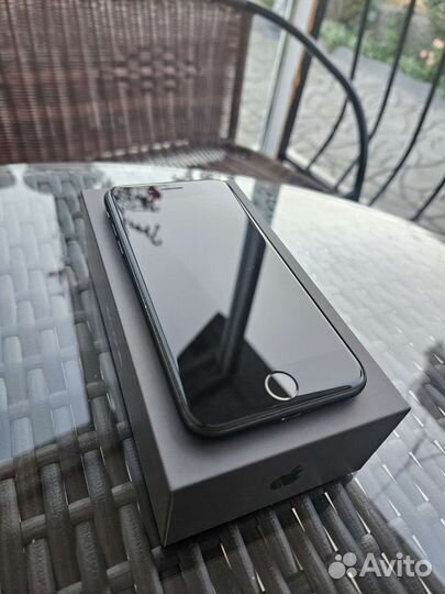 Телефон iPhone 7 32gb