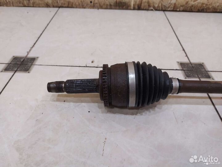 Привод передний левый Hyundai Solaris