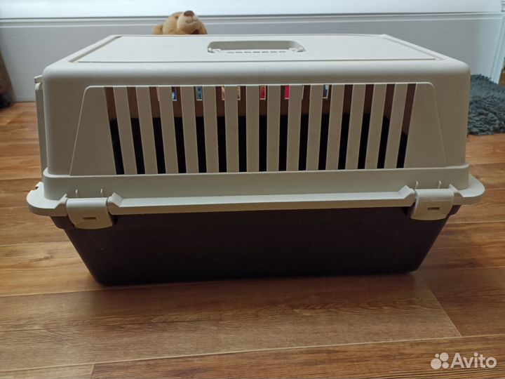 Переноска для собак и кошек
