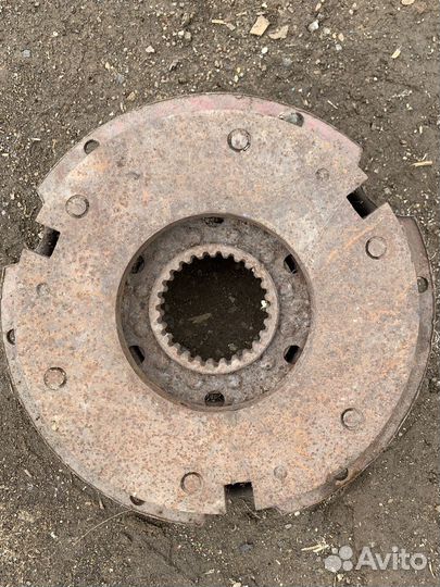 Корзина сцепления на т16