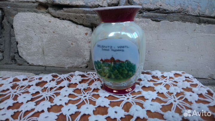 Ваза сувенирная