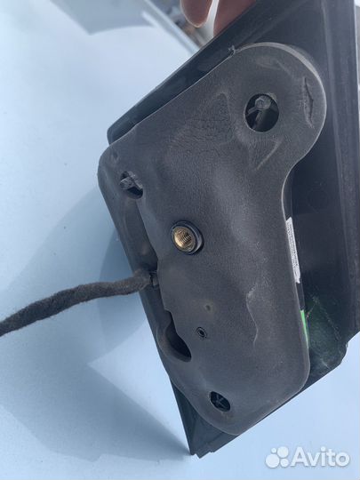 Volkswagen polo правое зеркало