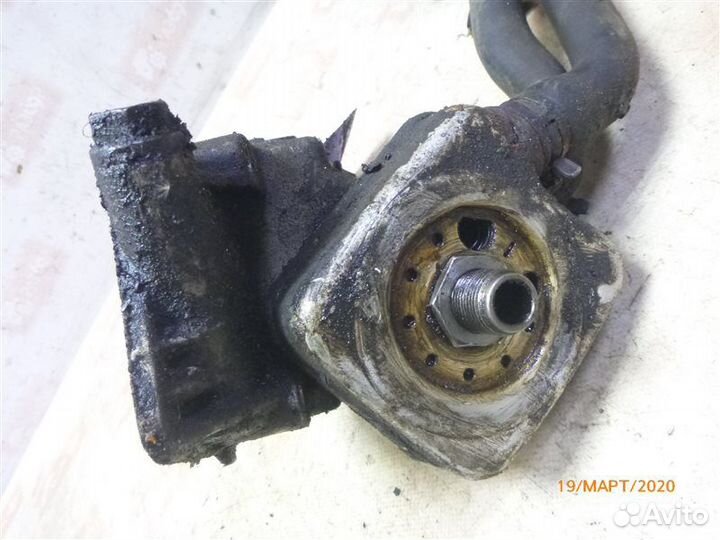 Корпус масляного фильтра Volkswagen Passat B5 AHL