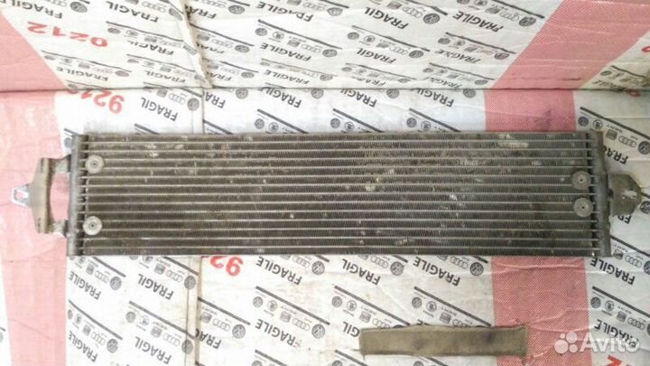 Радиатор масляный Porsche Cayenne 4.5 V8 2002-2010