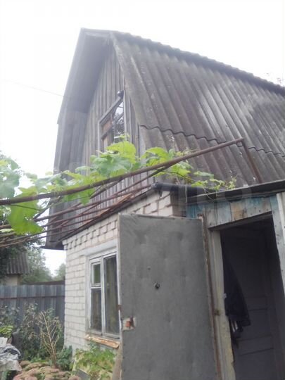 Дача 20 м² на участке 4 сот.