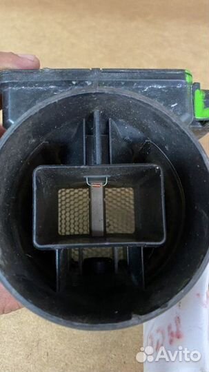 Расходомер воздушный Mitsubishi Chariot N84W 4G64