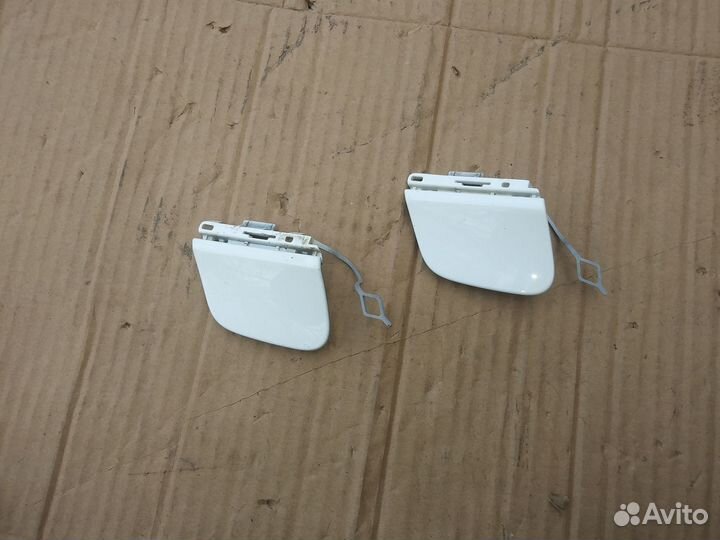 Заглушка буксировочного крюка Mercedes X253