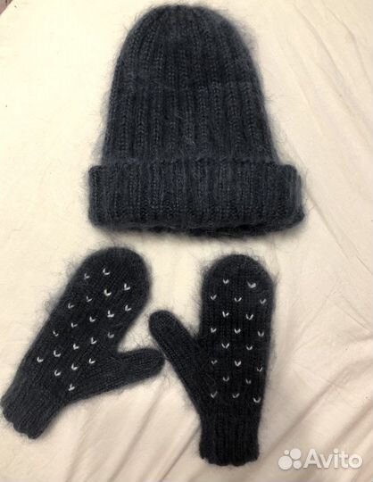 Комплект шапка и варежки мохер