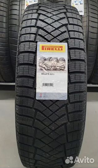 Pirelli Ice Zero FR 255/45 R20