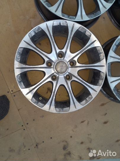 Литые диски на 15
