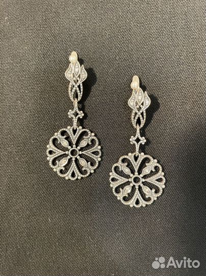 Серьги разные