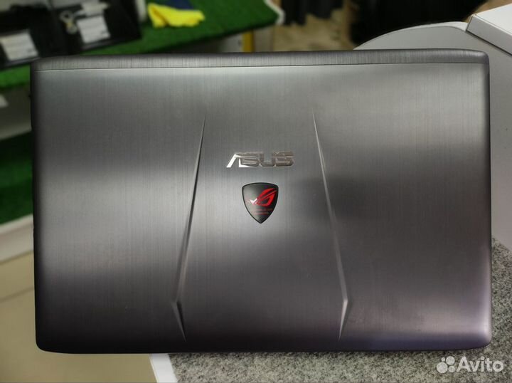 Asus ROG 17.3