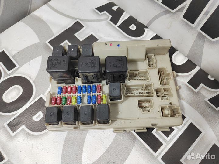 Блок предохранителей Nissan Murano 1 Z50