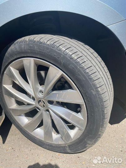 Pirelli Cinturato P7 235/45 R18 54W