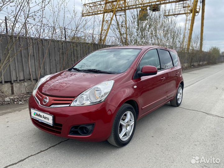 Nissan Note 1.6 AT, 2013, 118 000 км