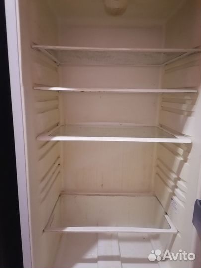 Холодильник на запчасти