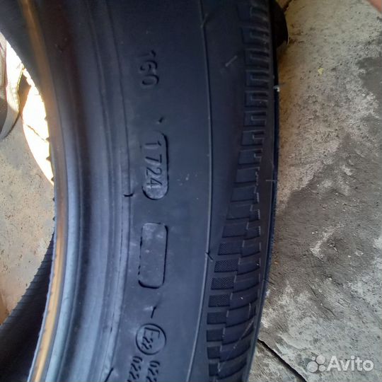 Ikon Tyres Autograph Snow 3 SUV 255/50 R20 109R