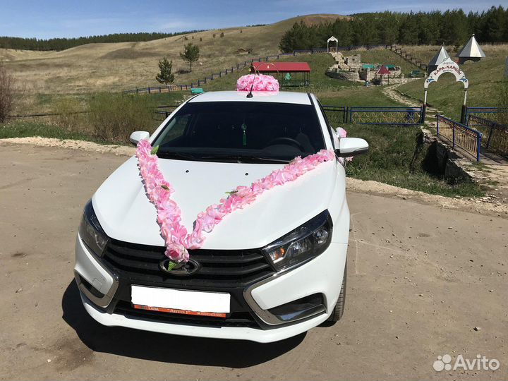 Свадебные украшения на автомобили