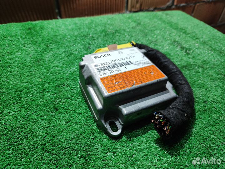 Блок управления AIR BAG Volkswagen Touareg 7L