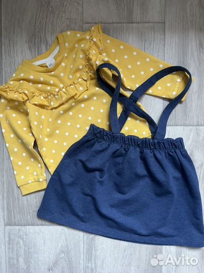 Джемпер трикотажный для девочки и юбка на лямках