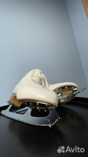 Фигурные коньки edea overture 255