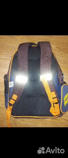 Школьный рюкзак