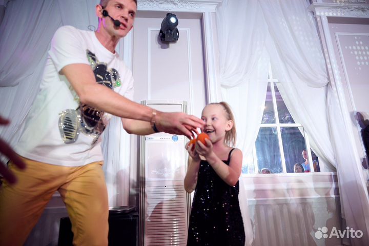 Аниматор фокусник