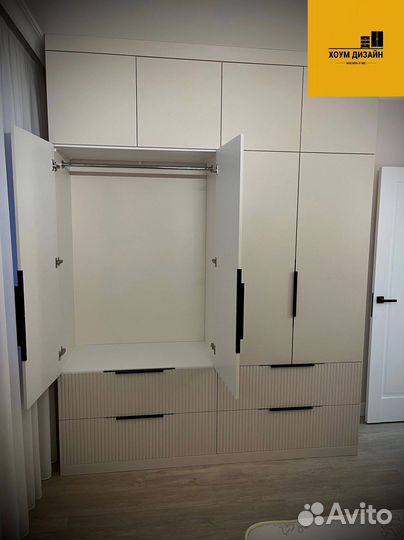 Красивый шкаф