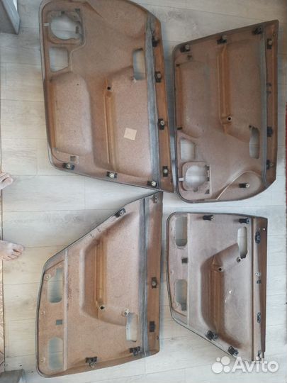 Обшивка двери ваз 2110