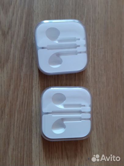Футляр для наушников apple