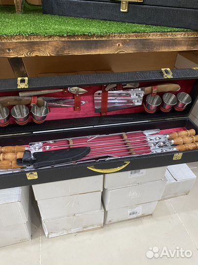 Набор для пикника в чемодане