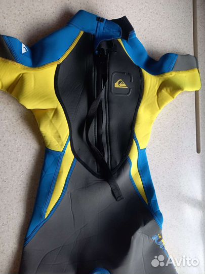 Гидрокостюм quiksilver 6лет