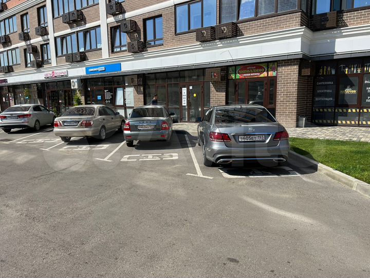 Торговая площадь, 48 м²