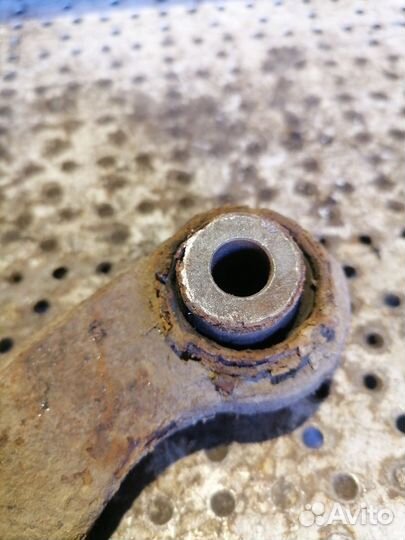 Рычаг задний левый Mazda 6