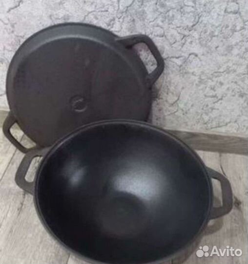 Кастрюля чугунная 6 лит