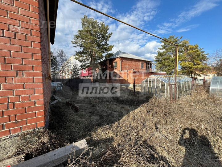 Коттедж 291,9 м² на участке 17,1 сот.